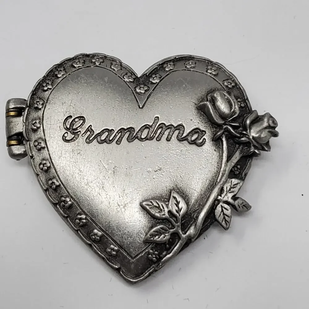 Vintage Grandma rose pewter locket Brooch 1.65